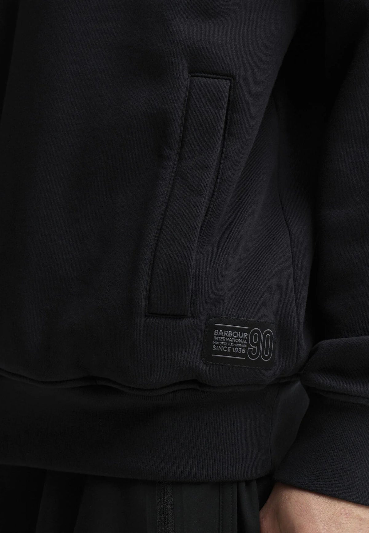 90TH ANNIVERSARY H/ZIP SWEAT - BLACK