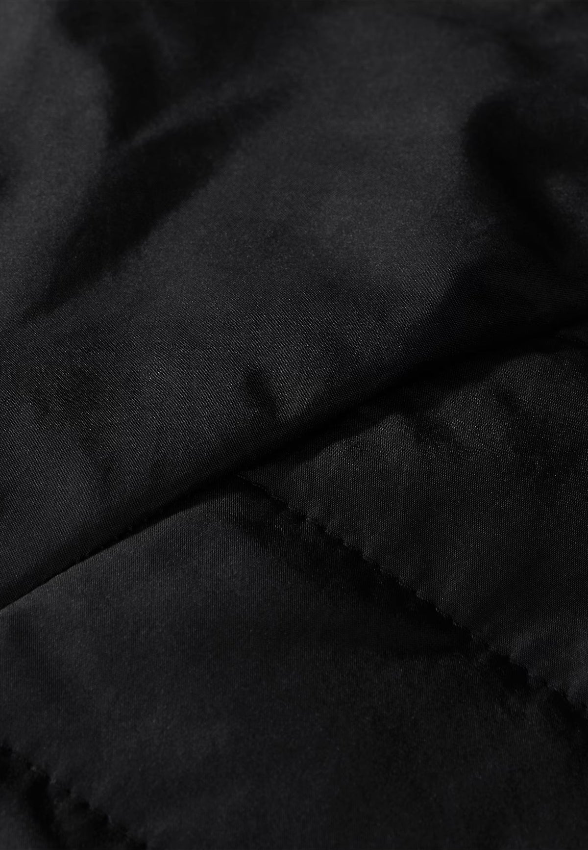 B NEVER STP SYTNTH JKT - TNF BLACK