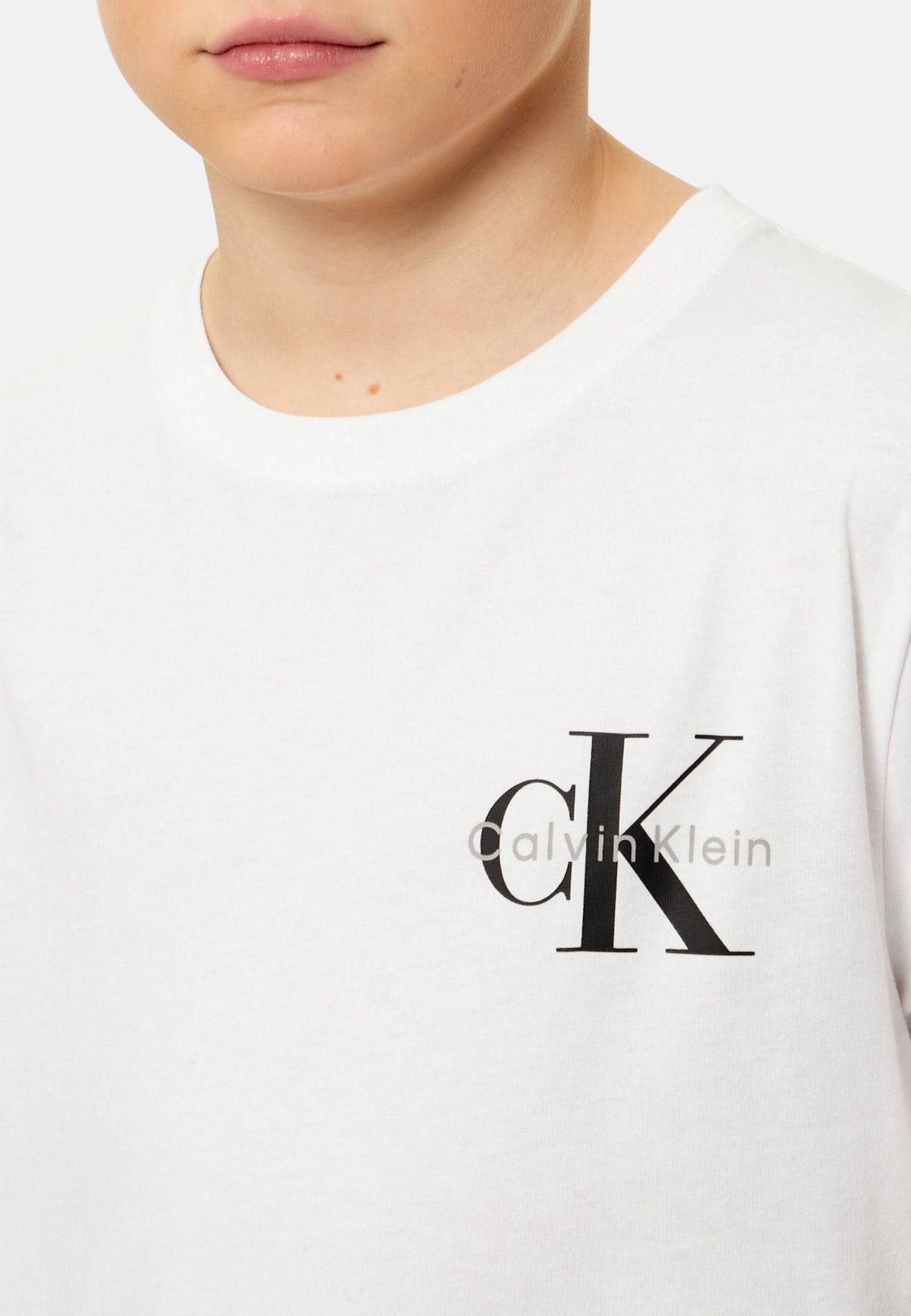 CHEST MONO LOGO SS T-SHIRT - WHITE