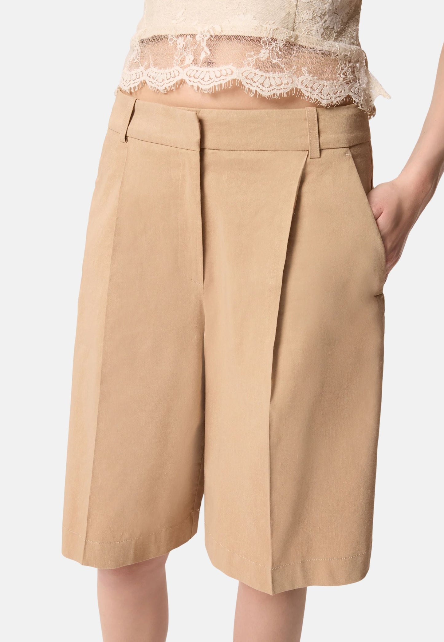 BRYANA BERMUDA LINO STRETCH - BEIGE