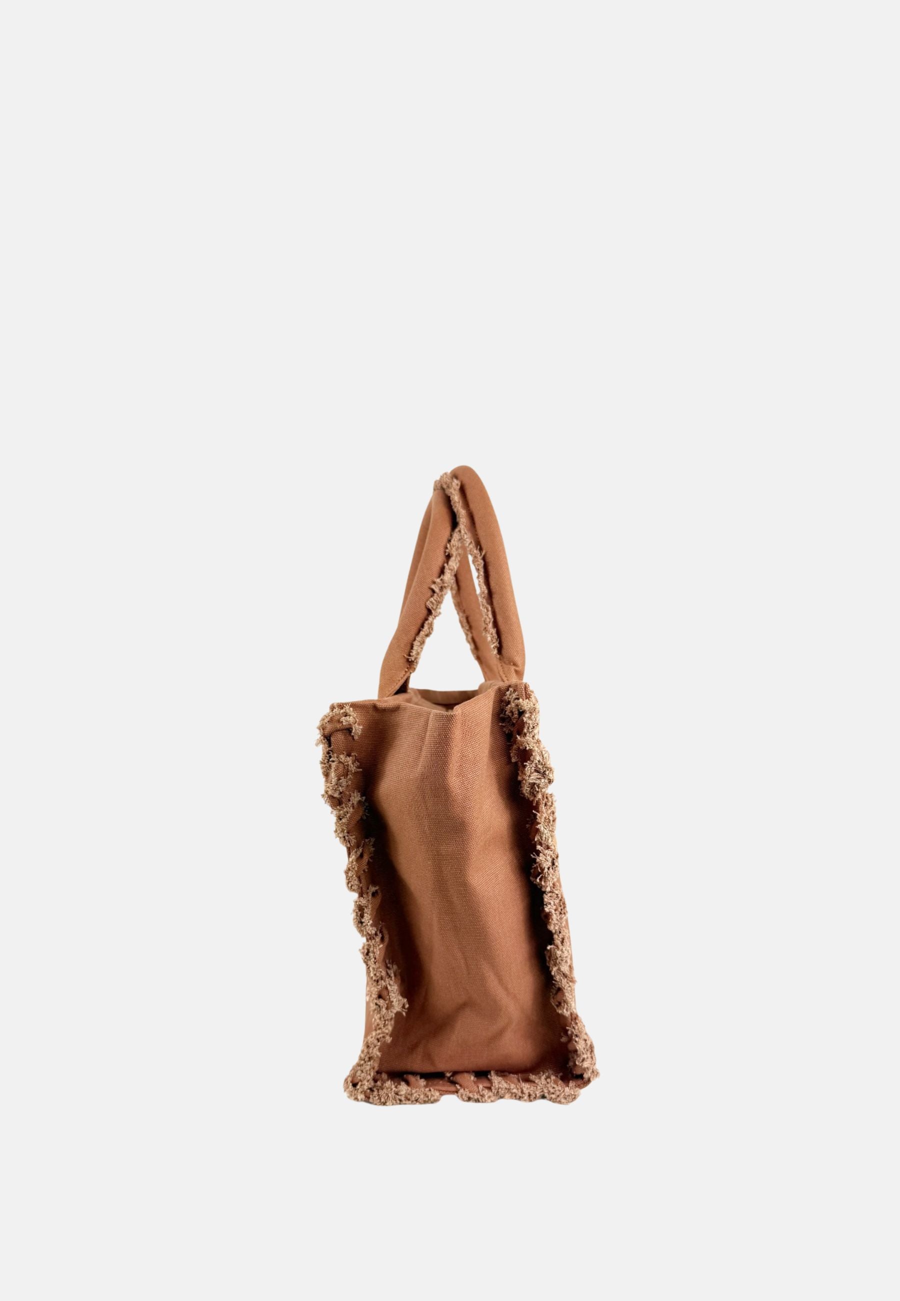 BEACH SHOPPER CANVAS