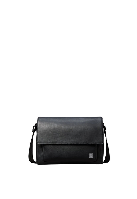 EMBLEM HW FLAP MESSENGER - BLACK