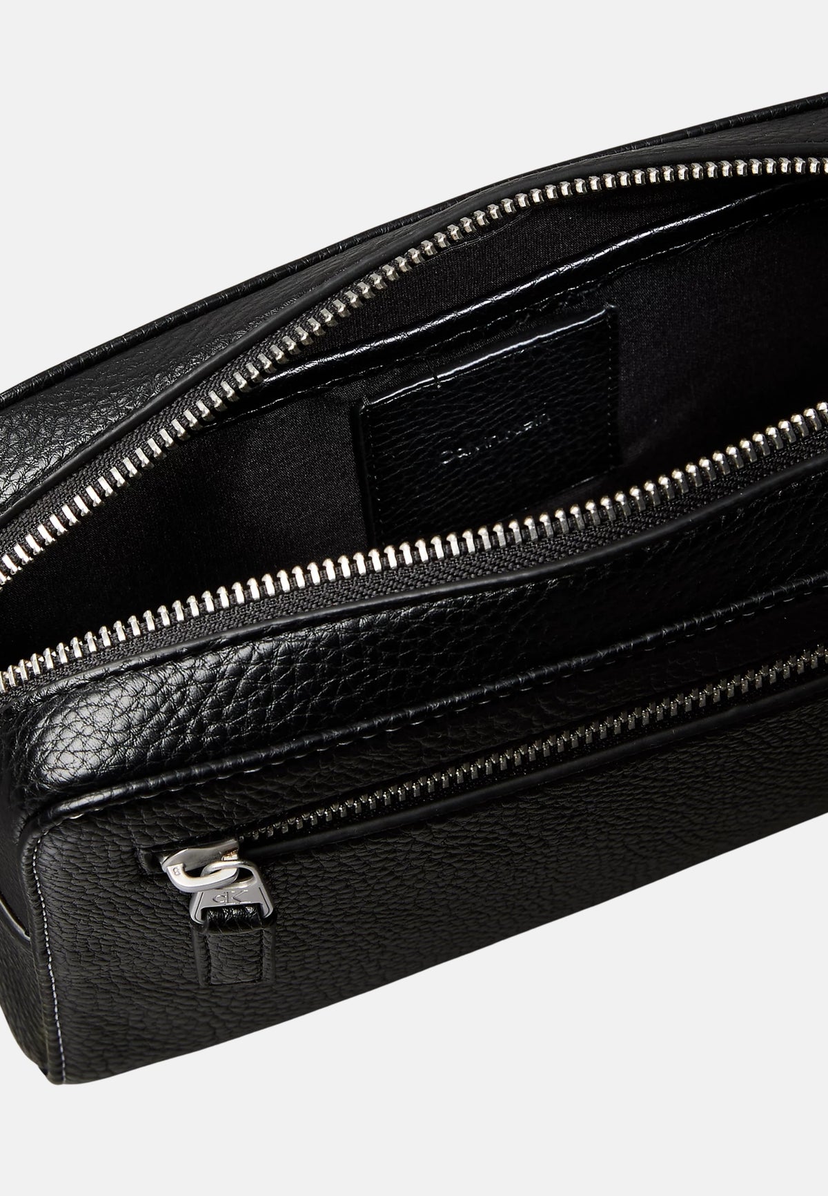 BOLD PEBBLE PUOCH - BLACK