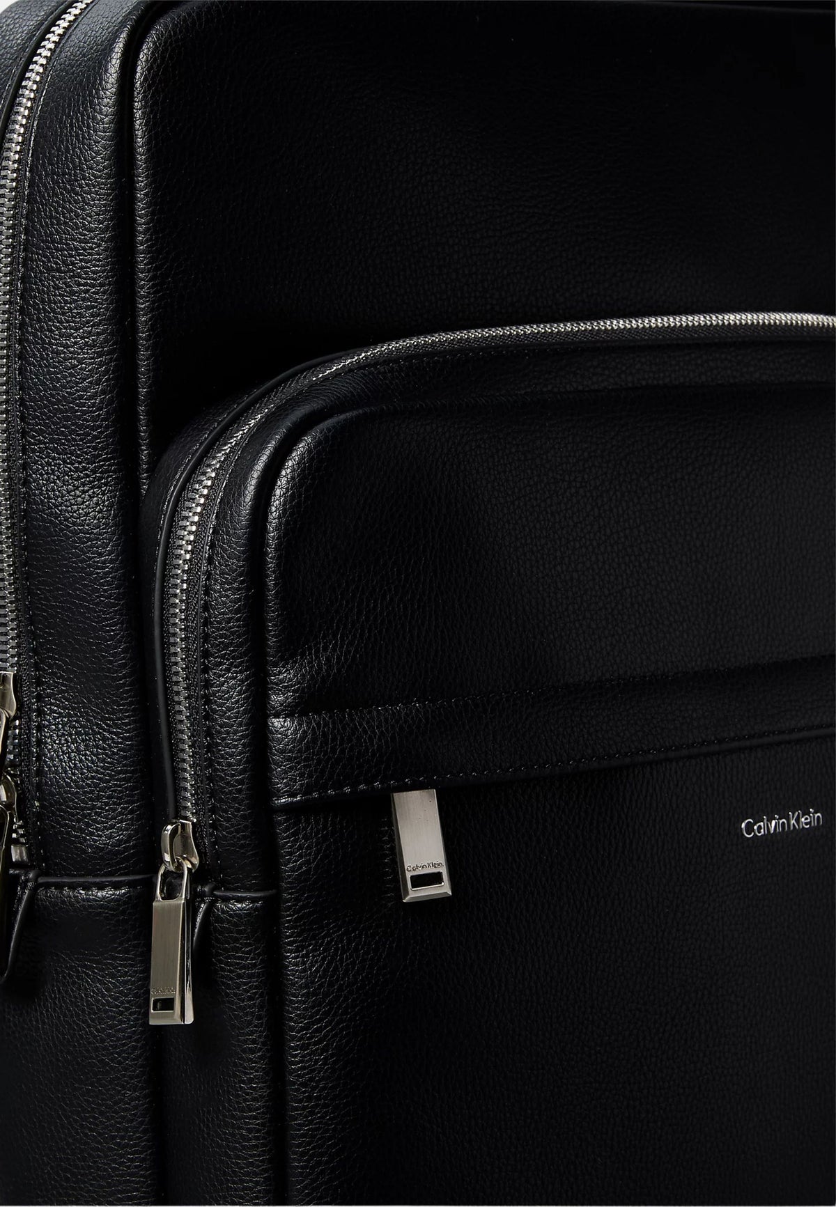 RAISED SLIM SQUARE - BLACK