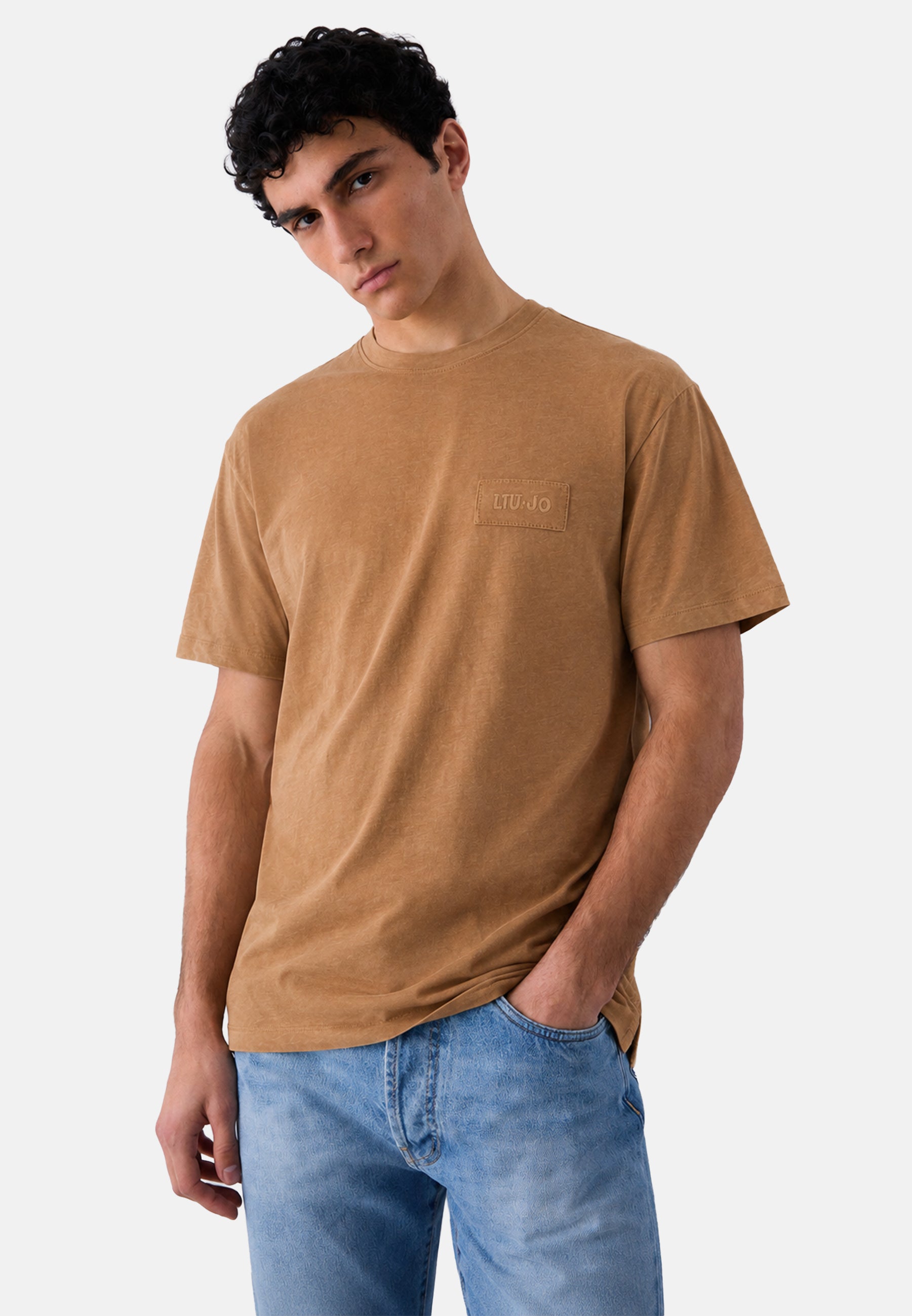T-SHIRT BASICA M/C - marrone